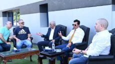 اشرف صبحى وزير الرياضة مع رابطة الاندية للمحترفين