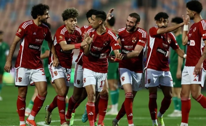 الاهلي فاز على الداخلية