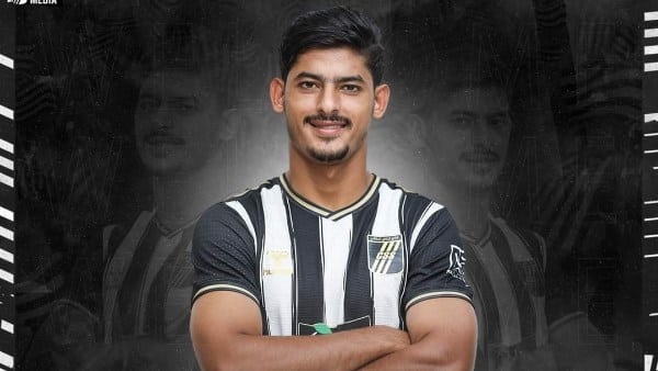 كريستو صفاقسي لمده موسم واحد مع أحقية الشراء