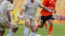 الأهلي و فاركو