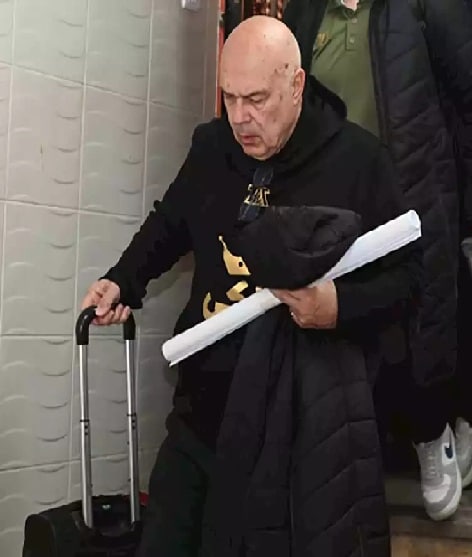 السويسري كرستيان جروس