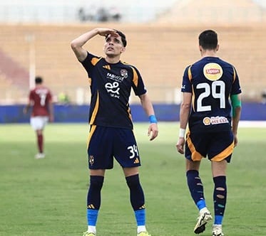 الأهلي و سيراميكا